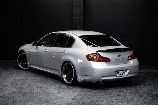 Nissan Skyline V36 sedan roof spoiler carbon look 2006-2012