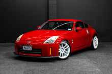 Load image into Gallery viewer, Nissan 350Z / Fairlady '03-06' Front Lip 'Carbon Look'