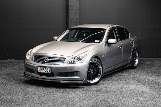 Nissan Skyline Sedan 2007-2009 Front Lip 'Carbon Look'