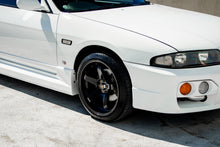 Load image into Gallery viewer, 18&quot; CROWN M3 WHEELS
