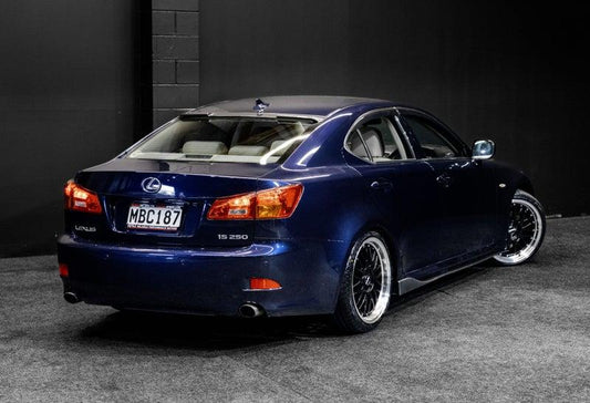 Lexus IS roof spoiler carbon look 2006-2012