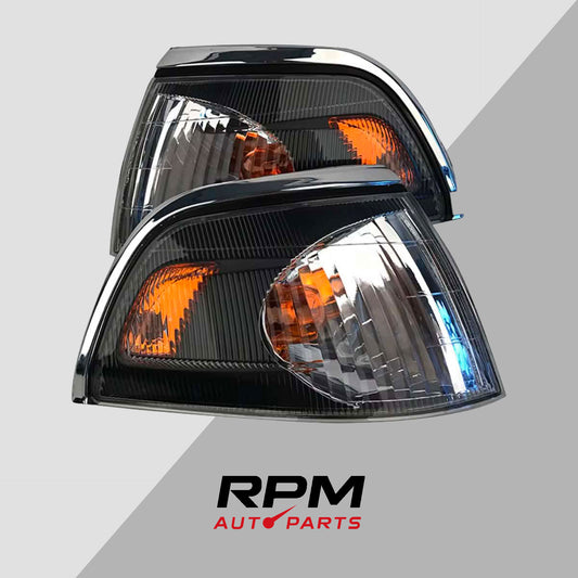 Toyota Regius Corner Lights